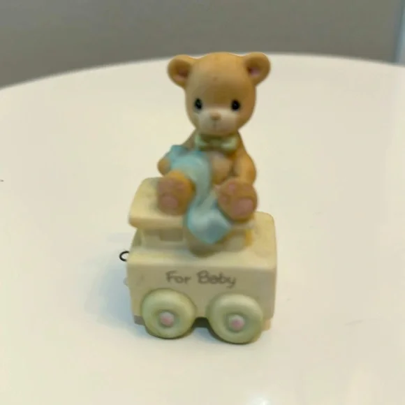 Precious Moments Newborn Animal/Circus Train - Picture 1 of 4